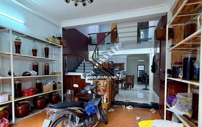 Bán nhà 3 tầng đường Hoà Minh 14 - (Sát Kinh Dương Vương, gần biển)